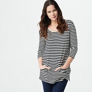 Isaac Mizrahi black white striped tunic size medium